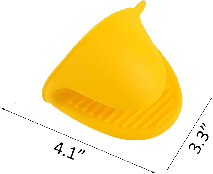2 Pairs Mini Oven Gloves Silicone Heat Resistant Cooking Pinch Mitts Potholder for Kitchen Cooking & Baking (Yellow and Pink)