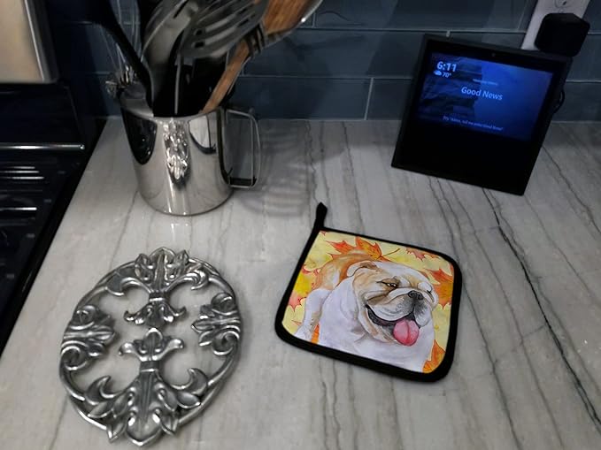 Caroline's Treasures BB9900PTHD English Bulldog Fall Pair of Pot Holders, Yellow Kitchen Heat Resistant Pot Holders Sets Oven Hot Pads for Cooking Baking BBQ, 7 1/2 x 7 1/2