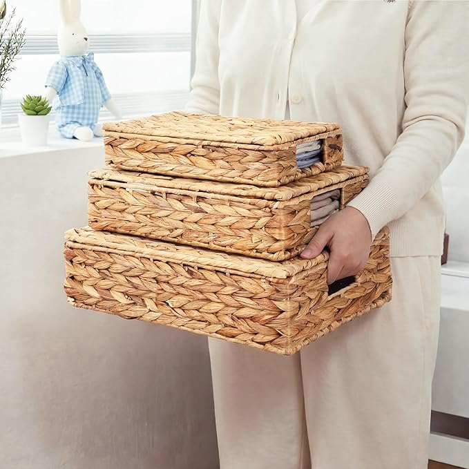 3 Pcs Wicker Storage Baskets with Lids 16" 14" 12" Water Hyacinth Pantry Baskets Woven Organizers Decorative Storage Boxes for Organizing Shelves, Bedroom, Living Room(Natural)