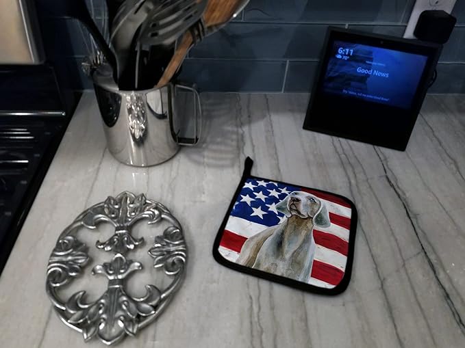 Caroline's Treasures BB9674PTHD Weimaraner Patriotic Pair of Pot Holders Kitchen Heat Resistant Pot Holders Sets Oven Hot Pads for Cooking Baking BBQ, 7 1/2 x 7 1/2