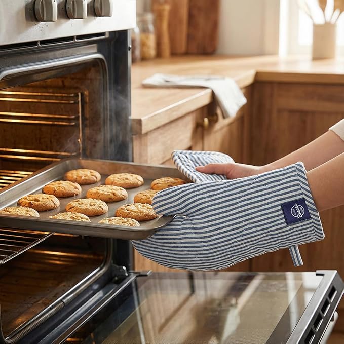 Encasa XO Heat Resistant 100% Cotton Oven Glove & Potholder Set with Loop, Kitchen Cooking Mittens, Microwave Safe Hot Pads (Ticking Navy Blue)