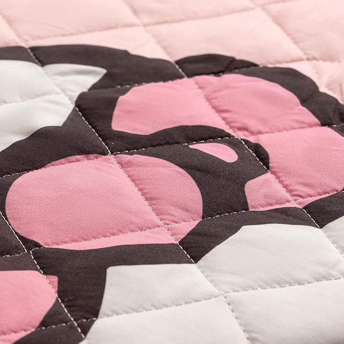 Jay Franco Hello Kitty Bedding Full/Queen Quilt & Sham Set, 3-Piece - Super Soft Cozy Lightweight Quilted Bedspread, Machine Washable All Season Bedroom Decor, Pink Stripes & Hearts