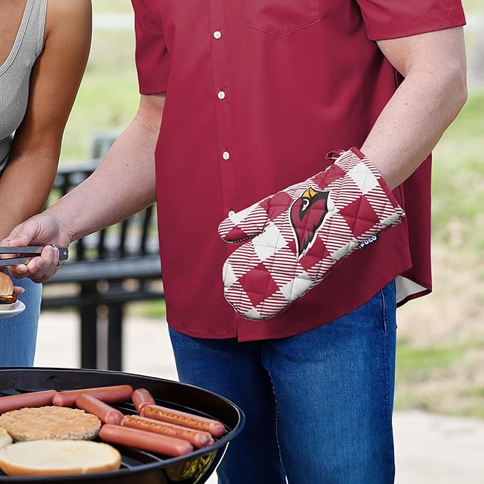 FOCO NFL Unisex-Adult NFL Team Logo Grilling Cooking Chef Gear - Oven Mitt