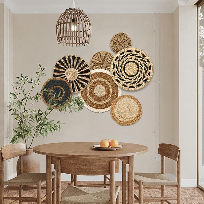 7 Pcs Round Bohemian Woven Wall Basket Decor Rustic Handmade Woven Wall Decor for Home Farmhouse Kitchen Table Living Room Party