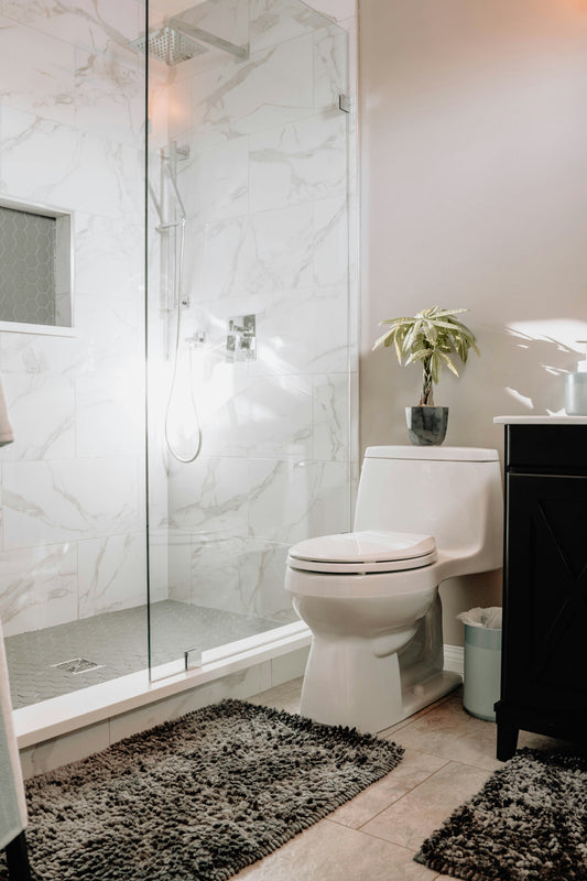 How to Organize Bathroom Countertops and Keep Them Clutter-Free