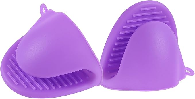 2 Pairs Mini Oven Gloves Silicone Heat Resistant Cooking Pinch Mitts Potholder for Kitchen Cooking & Baking (Purple and Orange)