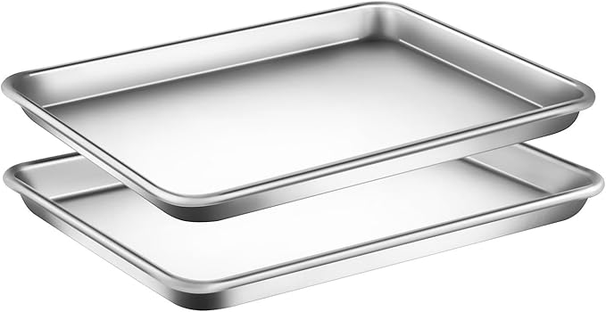 NutriChef Non Stick Baking Sheets, Cookie Pan Aluminum Bakeware, Professional Quality Kitchen Cooking Non-Stick Bake Trays with Silver Coating Inside and Outside, 1 Pair of Pans