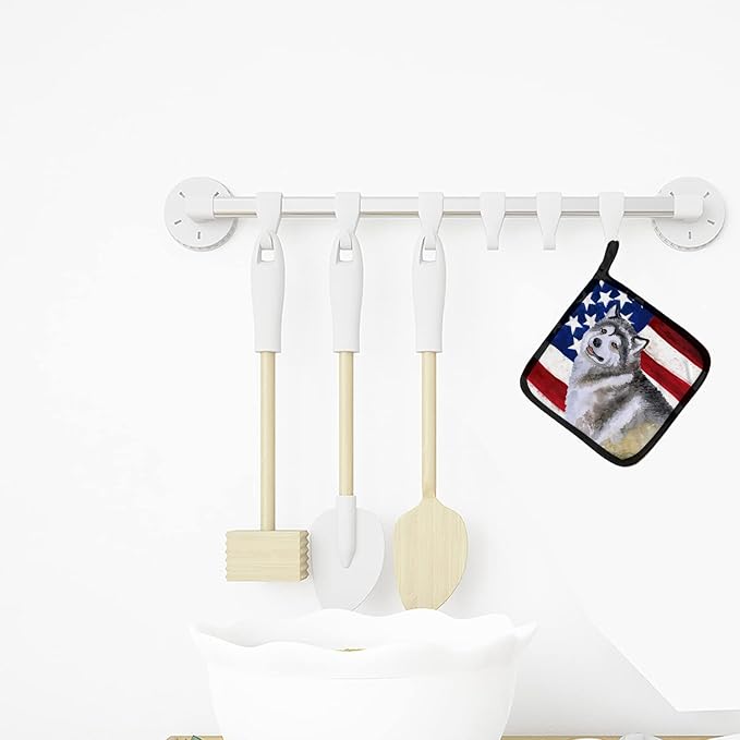 Caroline's Treasures BB9638PTHD Alaskan Malamute Patriotic Pair of Pot Holders Kitchen Heat Resistant Pot Holders Sets Oven Hot Pads for Cooking Baking BBQ, 7 1/2 x 7 1/2