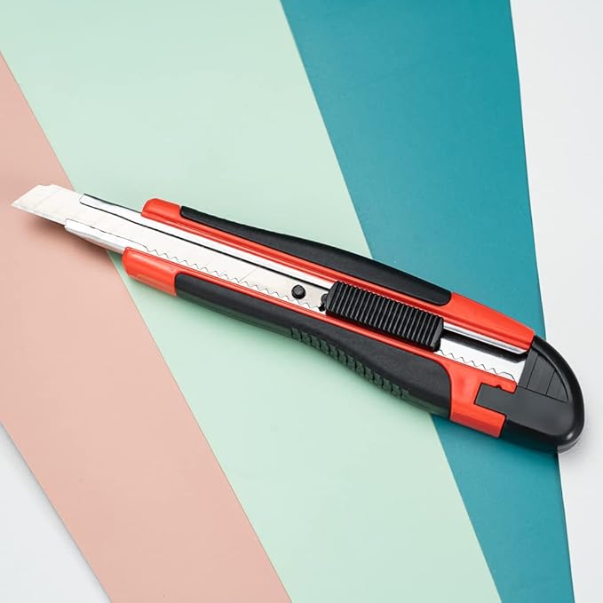Handy Tek 5.3 Inch Blade Knives, 4 Retractable Utility Knives - Snap Off Blade, Built-In Lock, Orange Plastic Breakaway Knives, Heavy Duty, Sharp Blade - Restaurantware