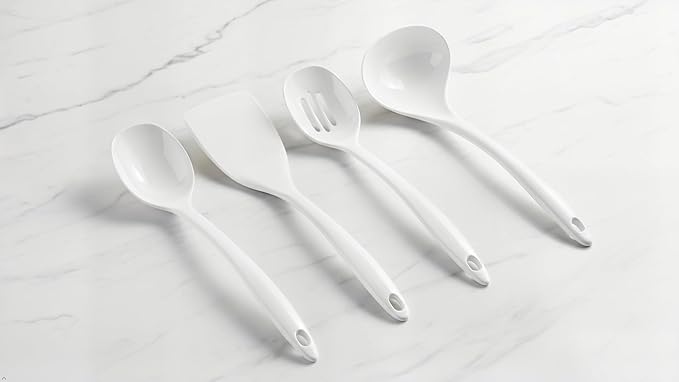 Reston Lloyd 100% Melamine Kitchen Utensil Set, Non Scratching Ladle, Spoon, Slotted Spoon & Spatula, Easy To Hold, Set of 4, White