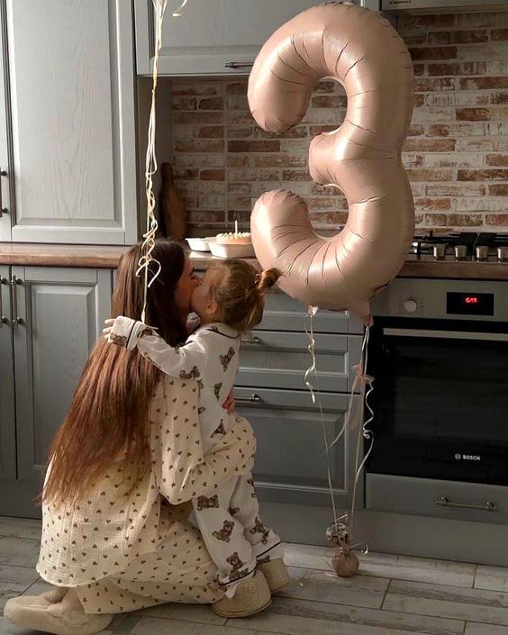 40 Inch Large Numbers Balloon, 4 Light Brown Ballon for 4th 14 40 44 Birthday Party, Balloon 4 Number for Graduations Wedding Supplies