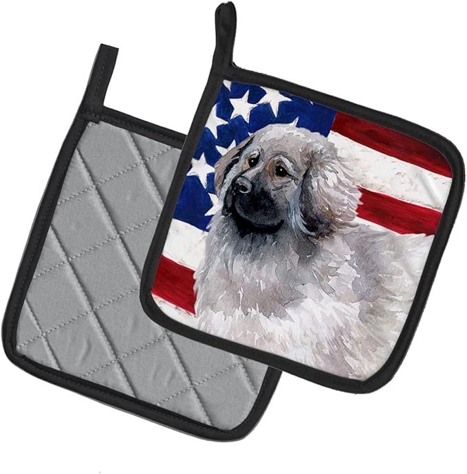 Caroline's Treasures BB9673PTHD Moscow Watchdog Patriotic Pair of Pot Holders Kitchen Heat Resistant Pot Holders Sets Oven Hot Pads for Cooking Baking BBQ, 7 1/2 x 7 1/2