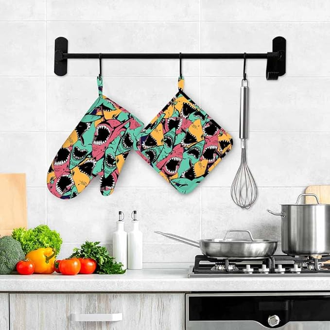 Mxocom Shark Oven Mitts and Pot Holders Sets Sea Ocean Fish Angry Sharks Wide Mouth White Teeth Aqua Silicone Heat Resistant Kitchen Oven Gloves Pot Holder for Cooking