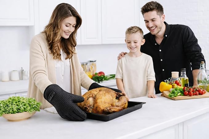 Cotton Lined Silicone Oven & BBQ Gloves, 450°F Heat Resistant Waterproof & Non-Slip Mitts for Baking, Cooking, Grill, Smoker & Fryer Use, Universal Size, 1 Pair (Black)