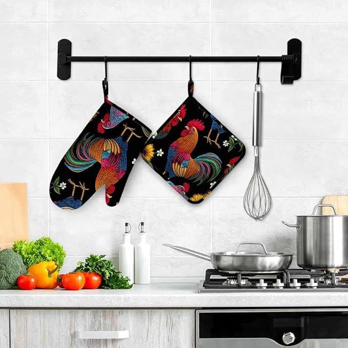 Mxocom Rooster Heat-Resistant Oven Mitts and Pot Holder Beautiful Classical Embroidery Chicken Rooster and Sunflowers Kitchen Non-Slip Cooking Microwave Gloves for Cooking Baking Grilling