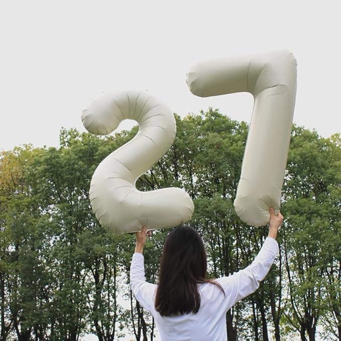 Numbers Seven Balloon, 40 Inch 7 Balloons for Birthday Party, Cream Number Balloons for 7, 17, 27 Game Competition Wedding Anniversaries Party, Christmas and New Years Eve Party