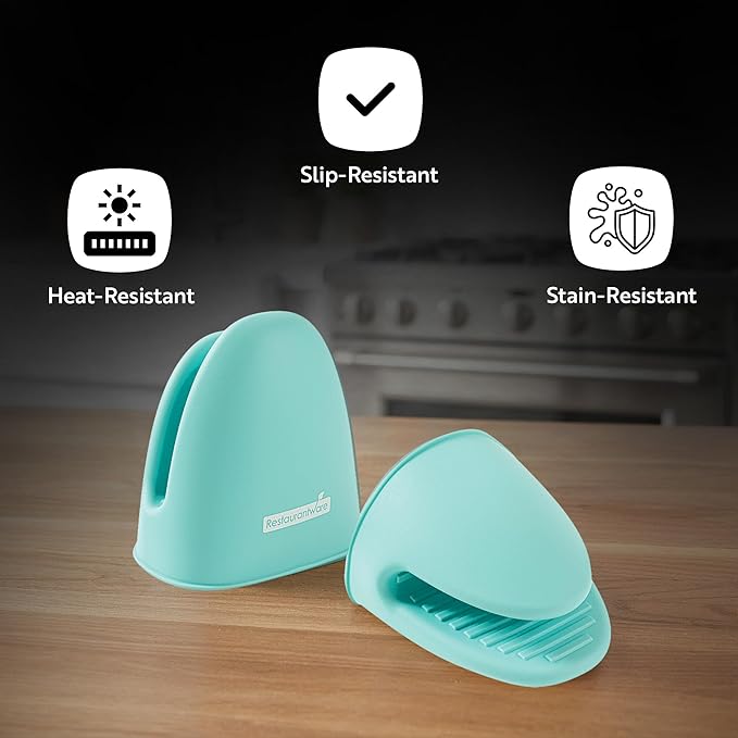 Restaurantware Comfy Grip 4.3 x 3.5 x 4.2 Inch Mini Oven Mitt Pot Holders 1 Food-Grade Finger Mitt Set - 2-Piece Set Oven-Ready Up To 446F Black Silicone Pinch Mitts Ribbed Texture Dishwashable