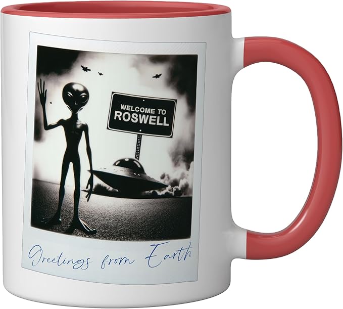 Vintage Alien UFO Crash At Roswell 1947 Photo Ceramic Mug, Red/White