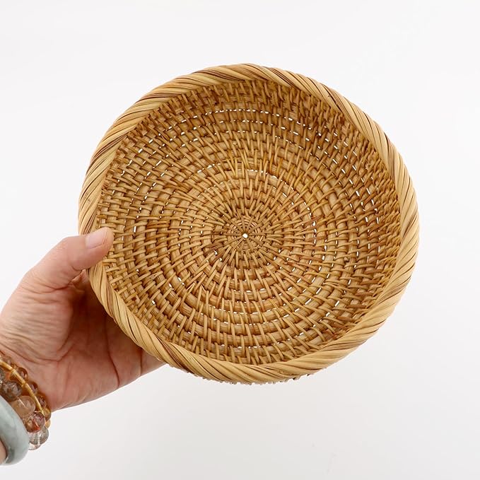 Small 6.9 Inch Natural Rattan Bread Basket,Handwoven Round Wicker Serving Bowls,Kitchen Wicker Fruit Basket Tray for Kitchen Counter Organizing Entryway Farmhouse Decor(6.9 Inch)