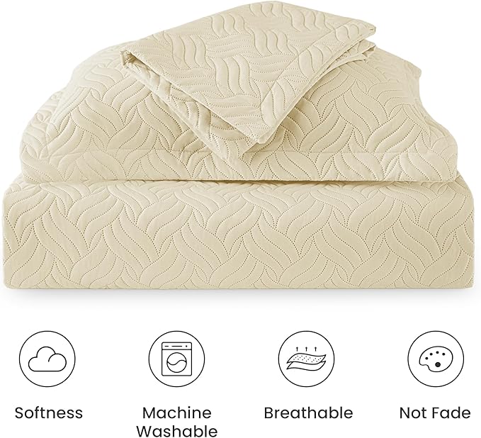 Love's cabin Quilts for Queen Bed Camel Bedspreads Bedding Set - Summer Lightweight Bedspread Comforter - Wave Pattern Bedding Coverlet for All Season - 3 Pieces (1 Quilt, 2 Pillow Shams)