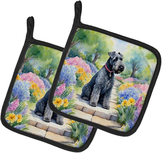 Caroline's Treasures Kerry Blue Terrier Spring Path Pair of Pot Holders Kitchen Heat Resistant Pot Holders Sets Oven Hot Pads for Cooking Baking BBQ, 7 1/2 x 7 1/2