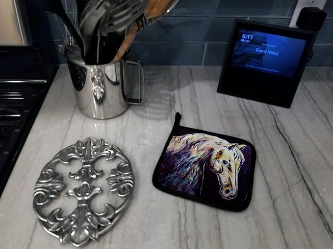 Caroline's Treasures MW1333PTHD Knight Horse Pair of Pot Holders Kitchen Heat Resistant Pot Holders Sets Oven Hot Pads for Cooking Baking BBQ, 7 1/2 x 7 1/2