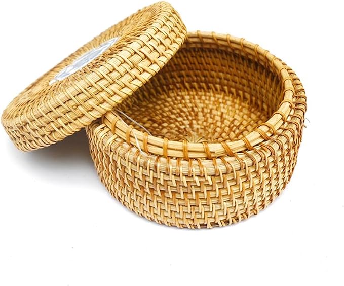 Rattan Box with Lid: Blue-and-White Porcelain Decorative Rattan Storage Box, Hand-Woven Wicker Storage Basket with Lid, for Sundries Tea Case Picnic Food Containers (Round 2, 5.51in*5.51in*2.95in)
