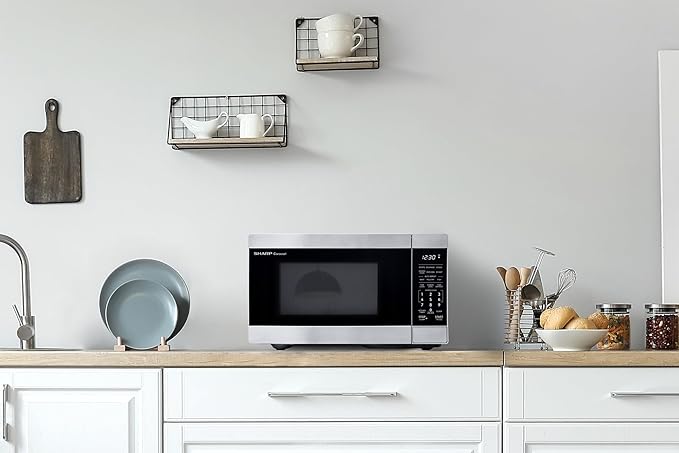 SHARP Countertop Microwave Oven with Removable 10.6" Carousel Turntable, 900 Watt, 0.9 Cubic Feet, Stainless Steel