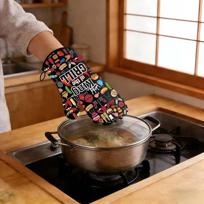 LEVLO Funny BBQ Grill Oven Mitts Grilling Master BBQ Gifts King of The Grill Baking Gloves BBQ Grill Lover Gift (King Grill)
