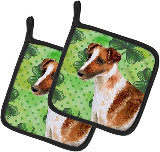Caroline's Treasures BB9821PTHD Smooth Fox Terrier St Patrick's Pair of Pot Holders, Green Kitchen Heat Resistant Pot Holders Sets Oven Hot Pads for Cooking Baking BBQ, 7 1/2 x 7 1/2