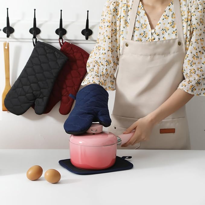 Glynniss Heat Resistant Oven Mitts, 2 Pcs of Silicone Oven Mits, Non-Slip Grip Surfaces Kitchen Gloves for Cooking, Machine Washable with Hanging Loops Oven Gloves (7x13 inches, Blue)