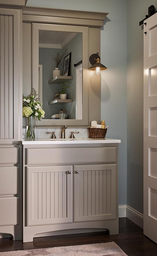 Kichler Clyde 1 Light Bathroom Vanity in a Beautful Olde Bronze Finish, for Bathrooms, (7.25" H x 7.5" W x 8.25" Ext.), 45943OZ