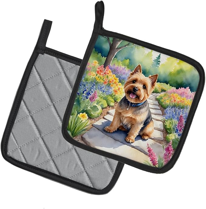 Caroline's Treasures Norwich Terrier Spring Path Pair of Pot Holders Kitchen Heat Resistant Pot Holders Sets Oven Hot Pads for Cooking Baking BBQ, 7 1/2 x 7 1/2