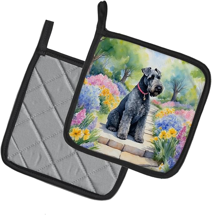 Caroline's Treasures Kerry Blue Terrier Spring Path Pair of Pot Holders Kitchen Heat Resistant Pot Holders Sets Oven Hot Pads for Cooking Baking BBQ, 7 1/2 x 7 1/2