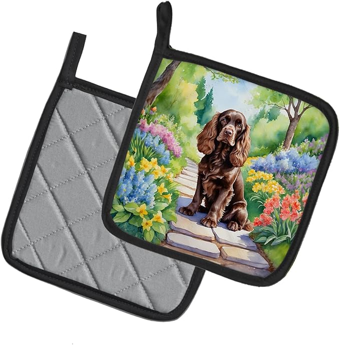 Caroline's Treasures Cocker Spaniel Spring Path Pair of Pot Holders Kitchen Heat Resistant Pot Holders Sets Oven Hot Pads for Cooking Baking BBQ, 7 1/2 x 7 1/2