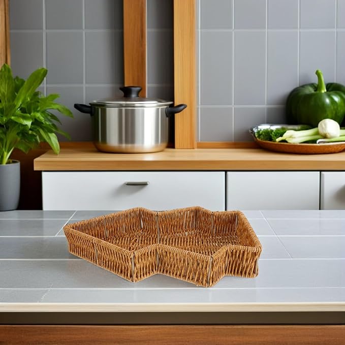 Christmas Tree Shaped Food Organizing Basket, Rustic Farmhouse Style Decorative Tray for Holiday Party Serving, Bread and Snack Display Platter for Home Kitchen and Restaurant