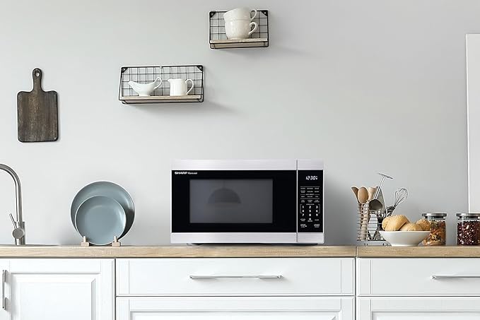 SHARP Countertop Microwave Oven with Removable 12.4" Carousel Turntable, 1000 Watt, 1.1 Cubic Feet, Stainless Steel