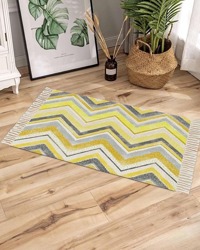 Kitchen Runner Rugs, Yellow Gray Gradient Zigzag Stripe 2'x3' Throw Rug with Tassels, Nordic Style Abstract Art Washable Soft Floor Carpet Runner for Hallway Bedroom Bathroom Laundry Room
