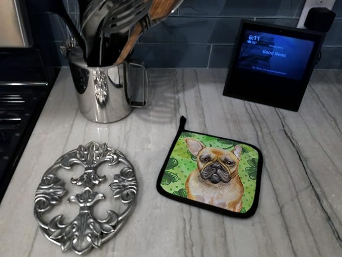 Caroline's Treasures BB9862PTHD French Bulldog St Patrick's Pair of Pot Holders, Green Kitchen Heat Resistant Pot Holders Sets Oven Hot Pads for Cooking Baking BBQ, 7 1/2 x 7 1/2