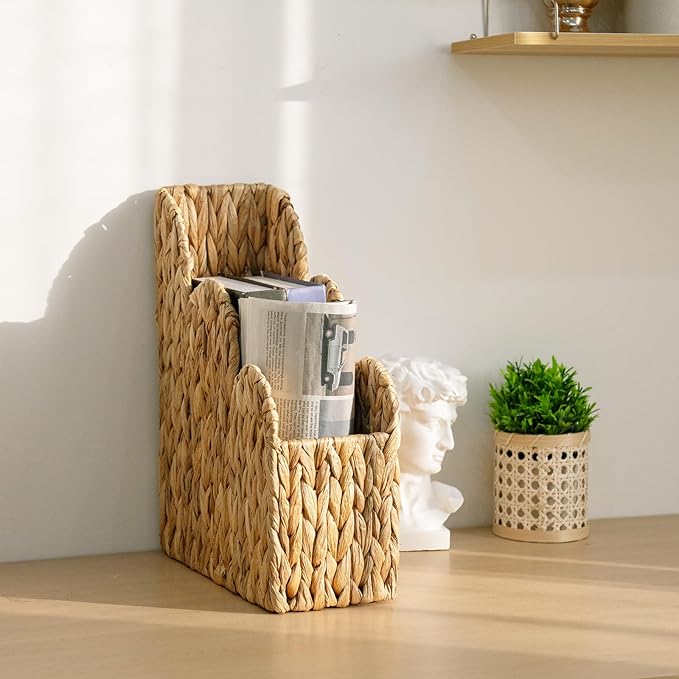 YRMT Water Hyacinth Magazine Holder, Decorative Magazine Basket, Handwoven Storage Rack for Books, Files, Newspaper, Home Decor (Water Hyacinth)