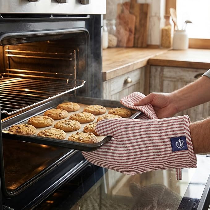 Encasa XO Heat Resistant 100% Cotton Oven Glove & Potholder Set with Loop, Kitchen Cooking Mittens, Microwave Safe Hot Pads (Ticking Red)