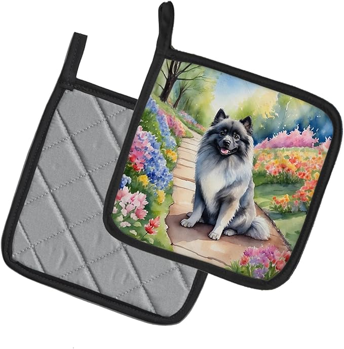 Caroline's Treasures Keeshond Spring Path Pair of Pot Holders Kitchen Heat Resistant Pot Holders Sets Oven Hot Pads for Cooking Baking BBQ, 7 1/2 x 7 1/2