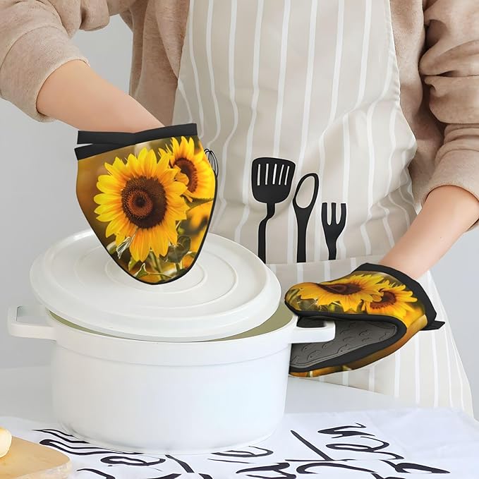 1 Pcs Mini Silicone Oven Mitts Autumn Sunflowers Heat Resistant Grilling Gloves with Hanging Loop, Fall Floral Little Kitchen Mittens for Cooking Baking BBQ