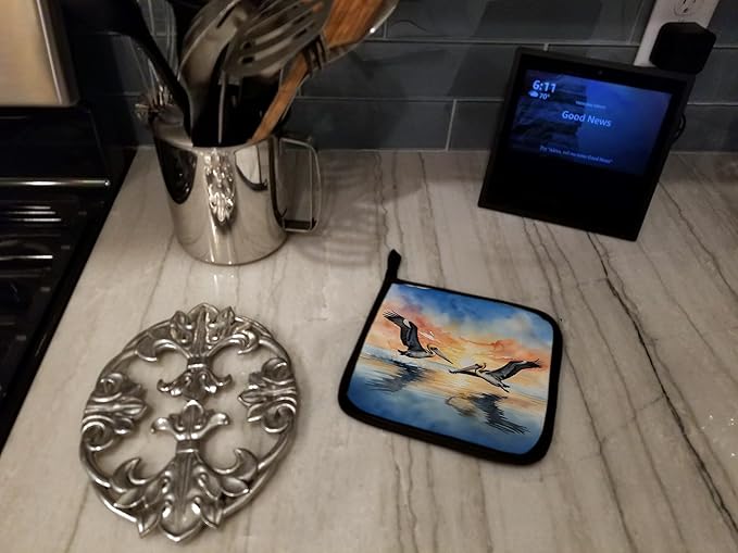 Caroline's Treasures Pelicans Flying Pair of Pot Holders Kitchen Heat Resistant Pot Holders Sets Oven Hot Pads for Cooking Baking BBQ, 7 1/2 x 7 1/2