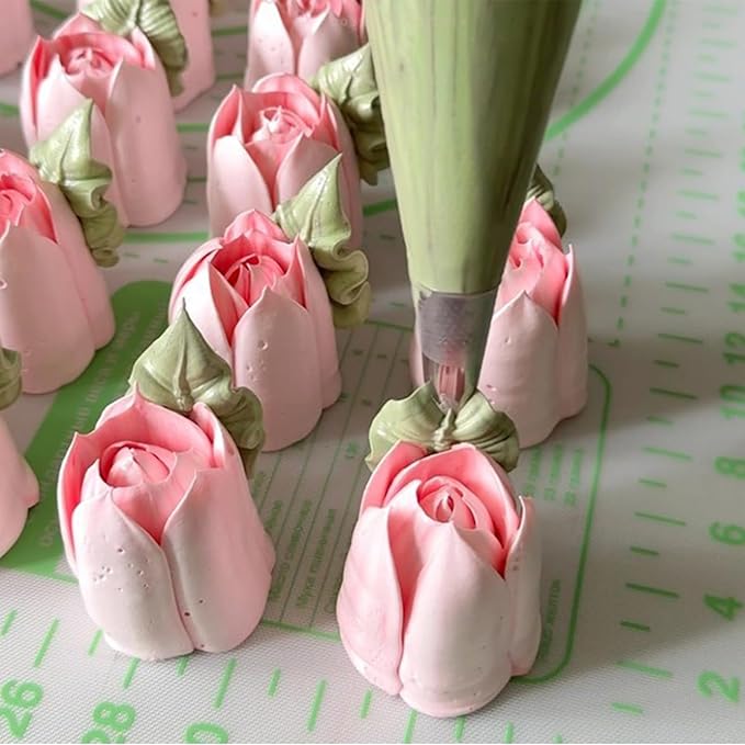 25 Pcs Christmas Extra Large Piping Tips Set, Includes 13 Stainless Steel Icing Nozzles for Cake Decorating, Baking Tools for Decorating Cakes and Cookies, with 1 Cleaning Brush and 10 Pastry Bags