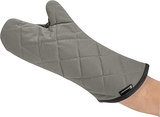 Restaurantware 17 x 8 Inch Heavy-Duty Oven Mitt 1 Flame Retardant Heat-Resistant Mitt - With Thumb Guard Hanging Loop Gray Cotton Quilted Oven Mitts Heat-Resistant For Cooking And Baking