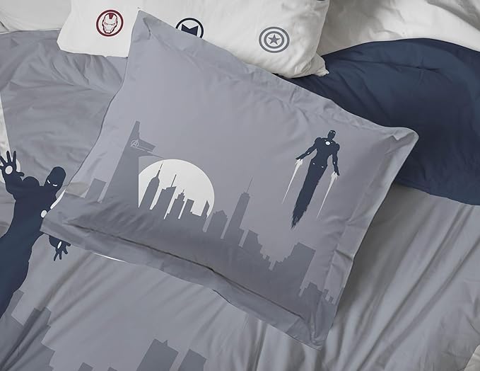 Jay Franco Marvel Avengers Full Size Comforter Set - 7 Piece Bedding Includes Sheet Set & Pillow Covers - Super Soft Cozy Bedding with Captain America, Hulk, Iron Man and Thor