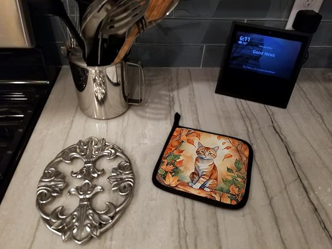 Caroline's Treasures Suphalak Cat in Fall Leaves Pair of Pot Holders Kitchen Heat Resistant Pot Holders Sets Oven Hot Pads for Cooking Baking BBQ, 7 1/2 x 7 1/2