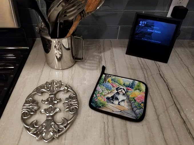 Caroline's Treasures Havanese Spring Path Pair of Pot Holders Kitchen Heat Resistant Pot Holders Sets Oven Hot Pads for Cooking Baking BBQ, 7 1/2 x 7 1/2