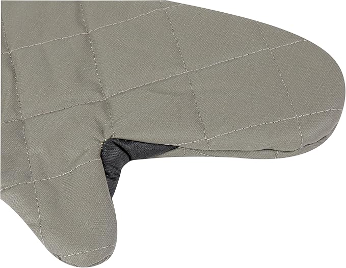 Restaurantware 13.7 x 8 Inch Heavy-Duty Oven Mitt 1 Flame Retardant Kitchen Glove - With Thumb Guard Hanging Loop Gray Cotton Quilted Oven Mitts Heat-Resistant For Cooking And Baking